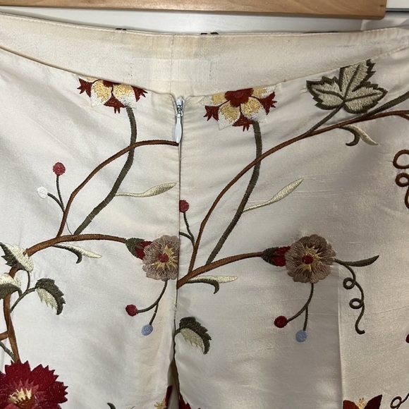 THIEN. Embroidered pants. Shimmery. Zip closure. Loose leg. 26” waist. - Picture 3 of 4